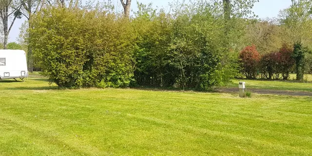 Camping Merlin L'enchanteur - Loyat - Brocéliande