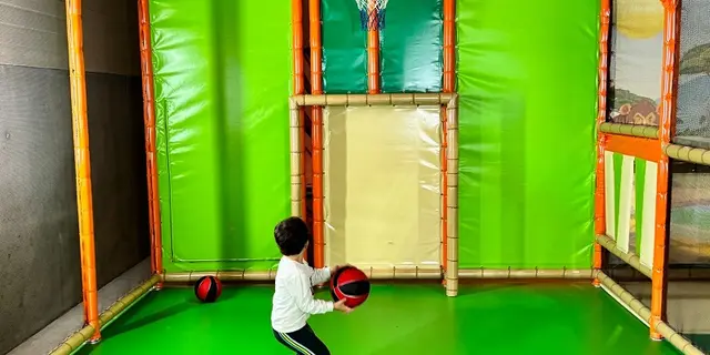 Parc de jeux indoor - ti'leo kids - Ploërmel - Brocéliande