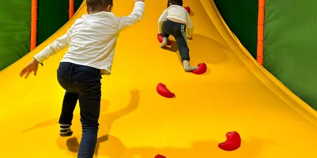 Parc de jeux indoor - ti'leo kids - Ploërmel - Brocéliande