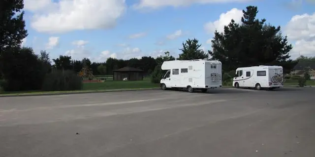 Aire camping-car St-Meen-le-Gd