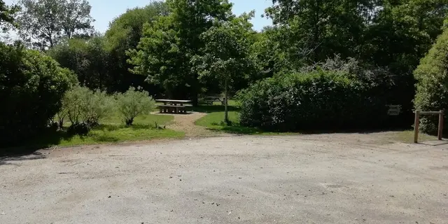 Aire de stationnement - Guillac - Morbihan - Bretagne