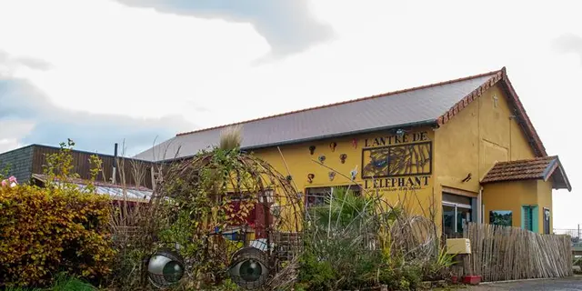 Antre de l'elephant