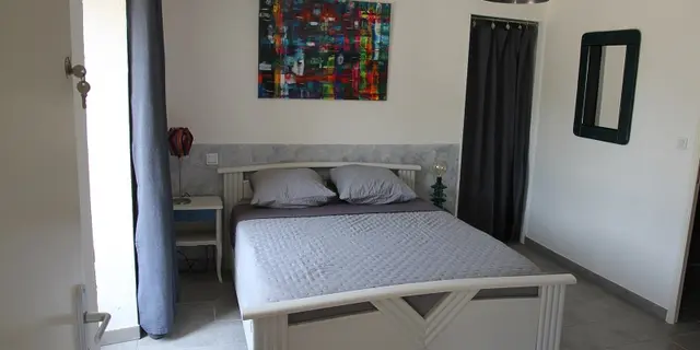 Chambre - hôtes - Figuier Gué - Azuréenne - Lantillac - Brocéliande