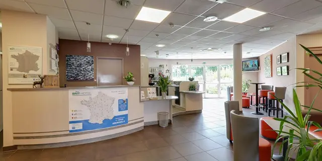 BRITHOTEL L'ADRESSE STMEEN-LE-GRAND