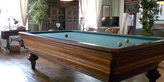 Bienvenue au Moulin de la Béraudaie salle de billard - Bohal - Morbihan - Bretagne