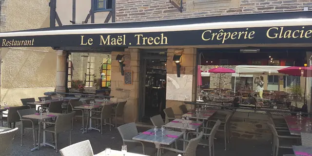 Facade restaurant - Malestroit - 2016