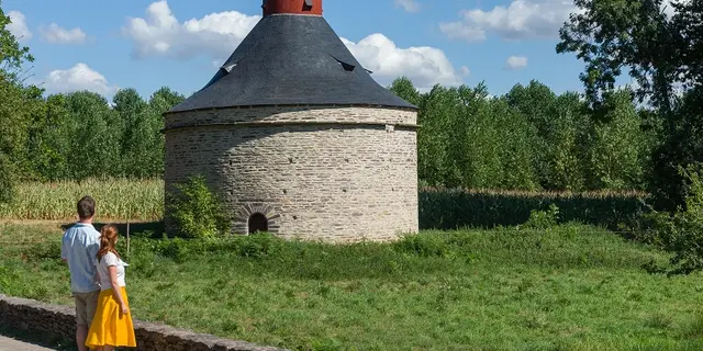 Chateau de Trécesson - pigeonnier - Campénéac - Brocéliande - Bretagne