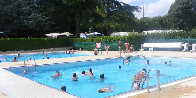 Camping Sérent piscine intercommunale - Morbihan - Bretagne