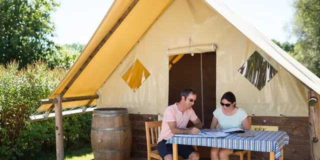 camping vallée du Ninian - insolite - tente fée viviane - Taupont - Brocéliande