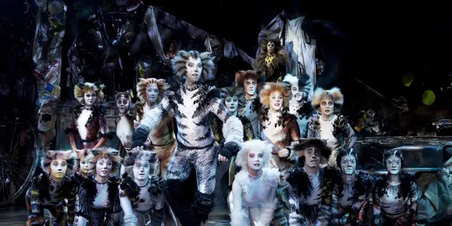 Cats - Comédie - musicale - Josselin - Destination - Brocéliande - Morbihan