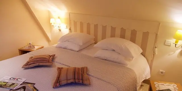 Chateau du Pin_Chambre Marguerite Yourcenar