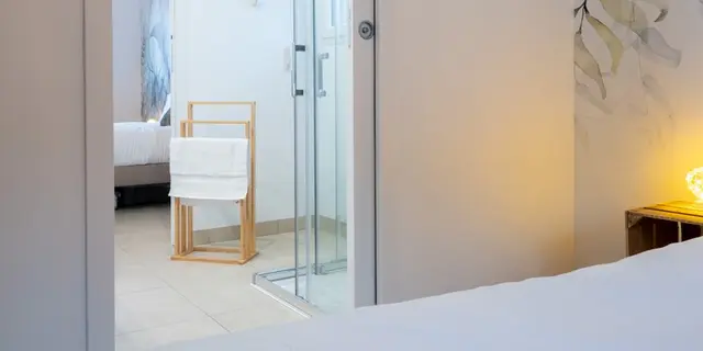 Chambre 1 profondeur SDB chambre 2