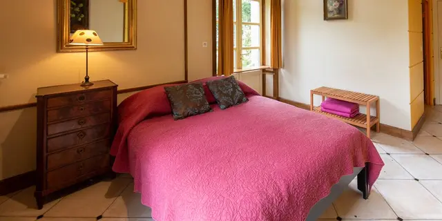 Chambre 4 appartement rez-de-jardin