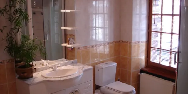 Maison d'hôtes La Porte de Pierre - Chambre Bois