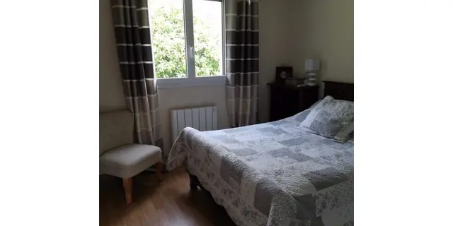 Chambre-beige-en-bas