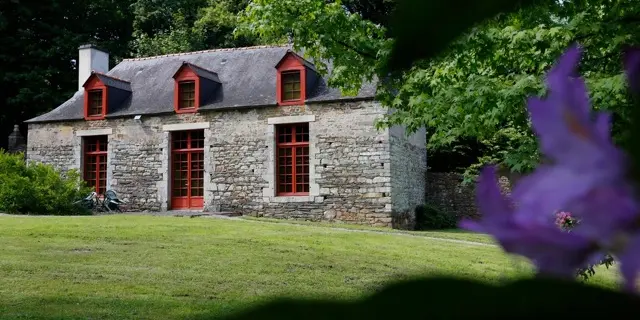 Christiane De Thalouët, Quelneuc, Destination Brocéliande, Bretagne