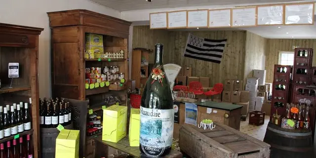 Cidre-artisanal-La-Ruaudaie---magasin