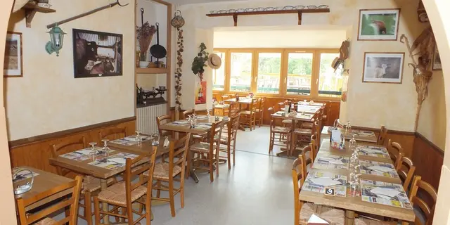Crêperie La Sarrazine