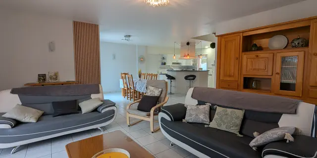 Cuisine salle a manger Gite Coté Parc