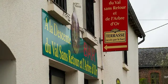 au-bar-d'en-face_epicerie_restauration-rapide_Trehorenteuc