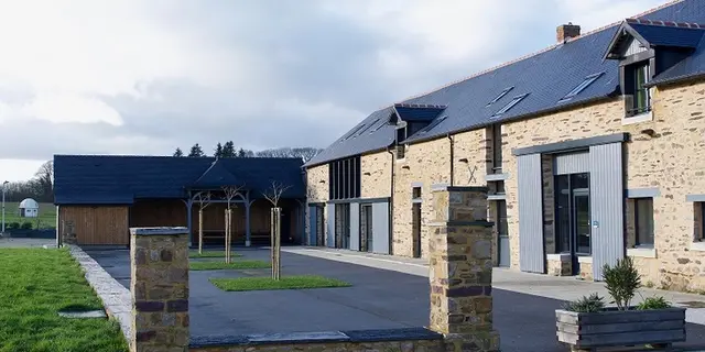 Domaine des Hayes_Maxent_Petit Léquinais_façade