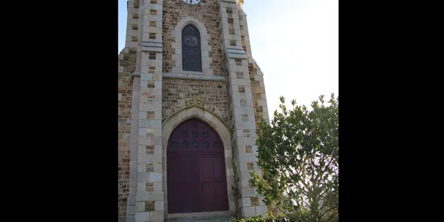 EGLISE ST PERN