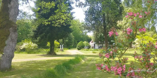 Emplacements - Camping du pont d'Oust Peillac