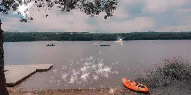 Etang bateaux BLOB etincelles
