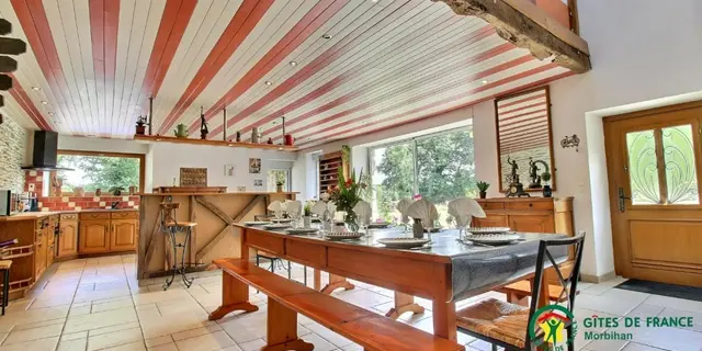 Gite_Boirie_salle_a_manger_2