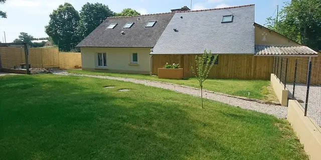 Gîte au fil des saisons_Bréal_extérieur2