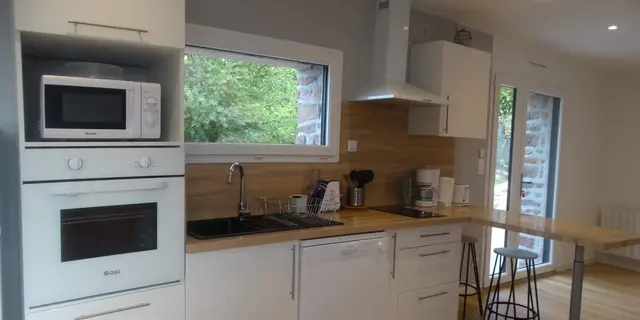 Gîte aux portes de Brocéliande_cuisine