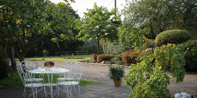 Gîte du Petit Peuple_terrasse_2