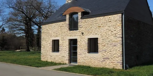 Gîte_de_Savker_Façade_Campénéac_Destination_Brocéliande_Morbihan
