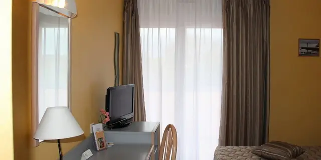 Hôtel-Restaurant Au Relais de L'Oust