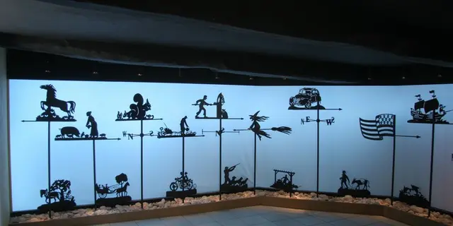 J-Claude-Mahe-Le-Monde-des-Girouettes