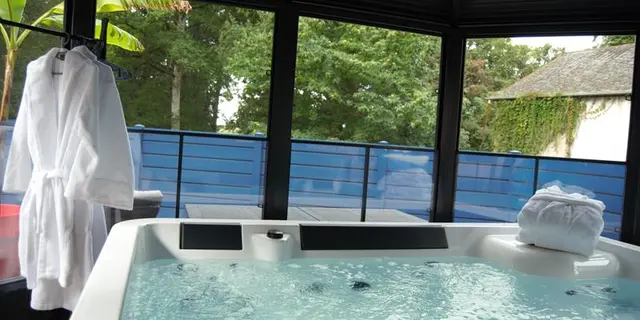 Jacuzzi