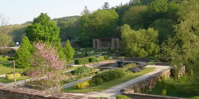 Jardin des Evêques-St Malo de Beignon-Brocéliande-Bretagne