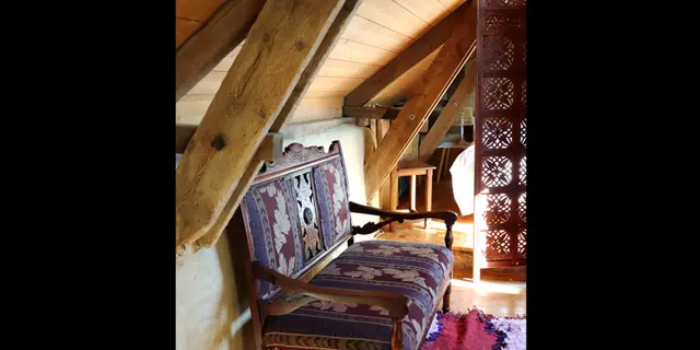 La Chelidoine fauteuil etage