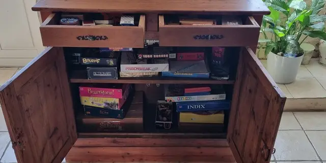 La reposÚe - Armoire Ó jeux