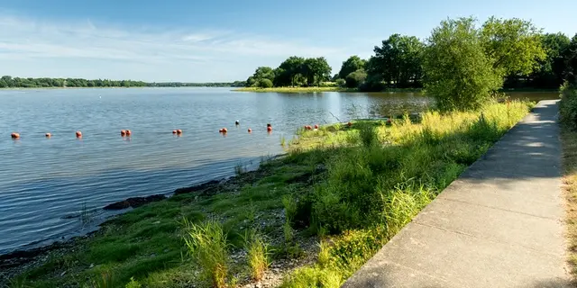Lac au Duc
