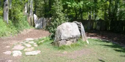 Le tombeau de Merlin