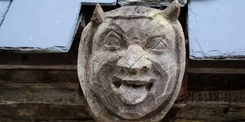 Malestroit grimaçant