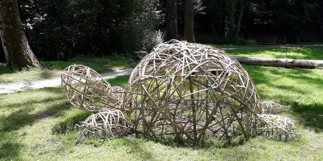 Parcours artistique land art - Bois d'Amour - Josselin - Morbihan - Bretagne