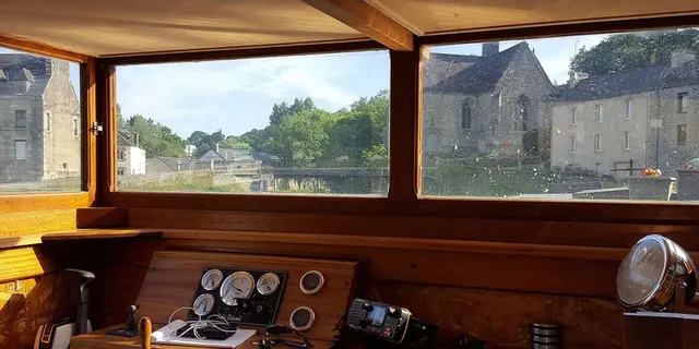 Hébergement insolite - Péniche Orphée - Lanouée - Morbihan - Bretagne