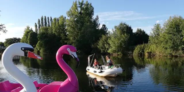 Pédalo Bateau