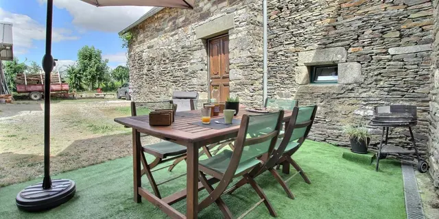 Petit_Gite_Boirie_exterieur_2