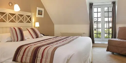 Relais de Brocéliande_chambre