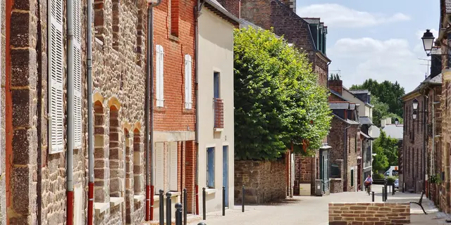 Rue de la Saulnerie Montfort sur Meu - Office de Tourisme Montfort Communauté