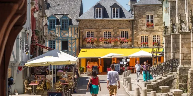 Josselin - Place Notre-Dame - Morbihan - Bretagne