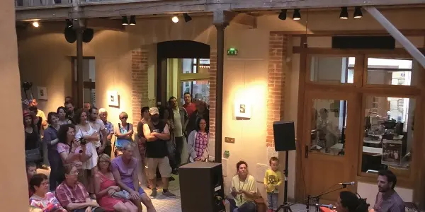 Show case the Sunvizors